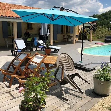 فندق مبيت وإفطار D'hotes Les Bruyeres