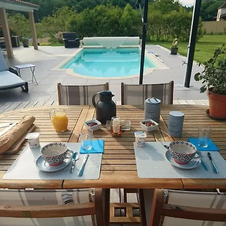 Bed & Breakfast D'hotes Les Bruyeres 4*