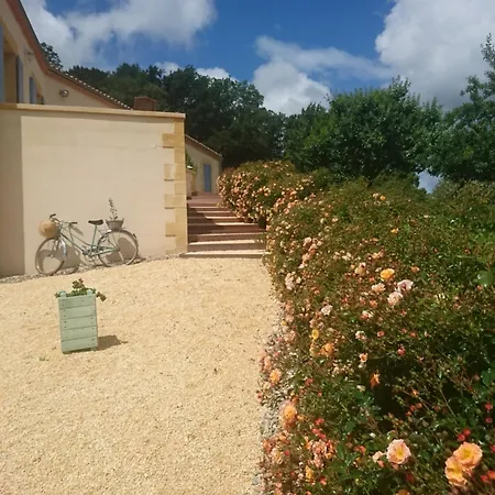 D'hotes Les Bruyeres Bed and Breakfast *